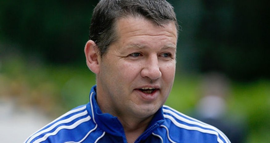 Əfsanəvi futbolçu arvadını Rusiya təbliğatına uyduğu üçün boşayıb