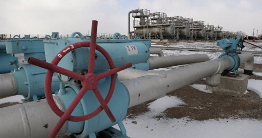 Цены на газ в Европе к закрытию опустились почти до 1 200 долларов