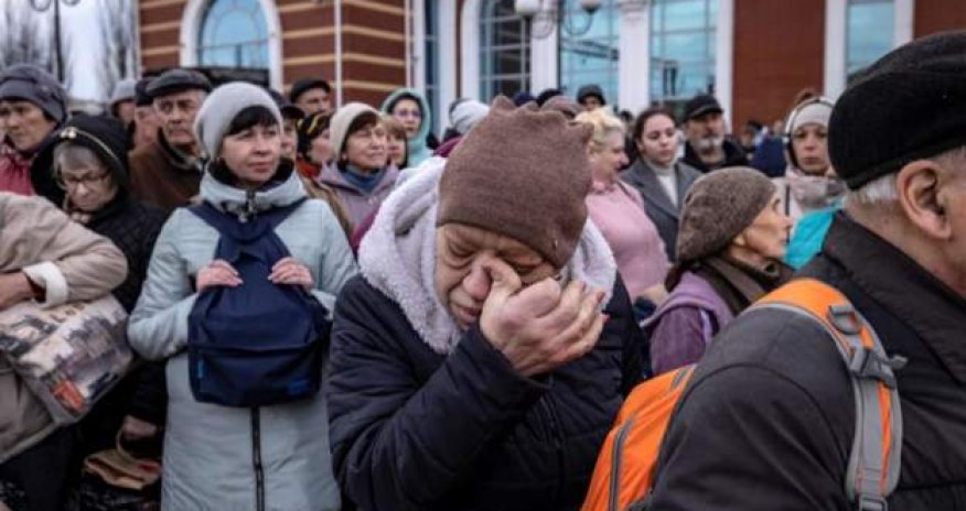 Kramatorsk stansiyası artilleriya atəşindən qabaq  -FOTOLAR