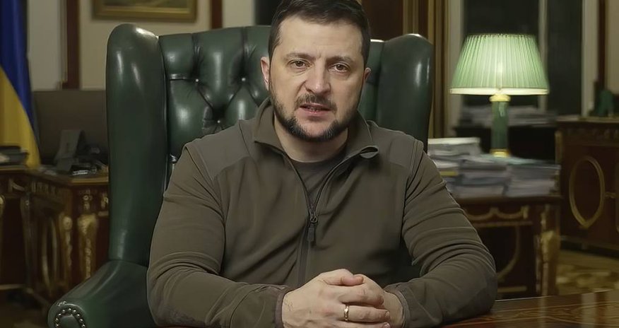 Zelenski əsgərlərin tərxis olunmasını təxirə saldı