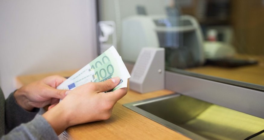 Money transfers from Azerbaijan to Georgia decline