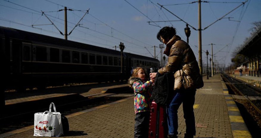 Müharibə səbəbindən Ukraynanı tərk edənlərin sayı açıqlandı