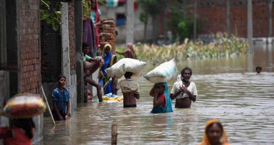 Hindistanda leysan yağışları nəticəsində ölənlərin sayı 14-ə çatıb