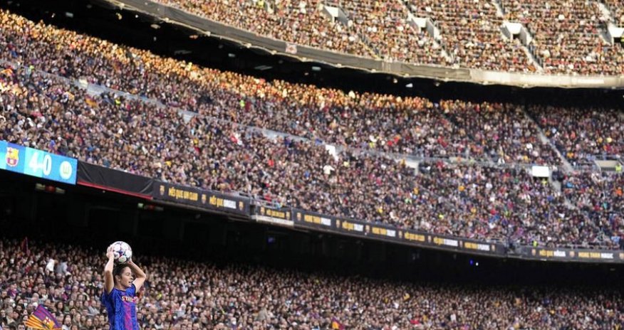 Qadın futbolunda tamaşaçı rekordu yenilənib