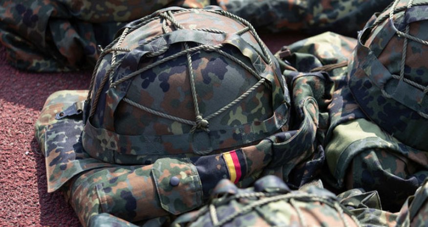 Almaniya Ukraynaya ağır artilleriya göndərəcək