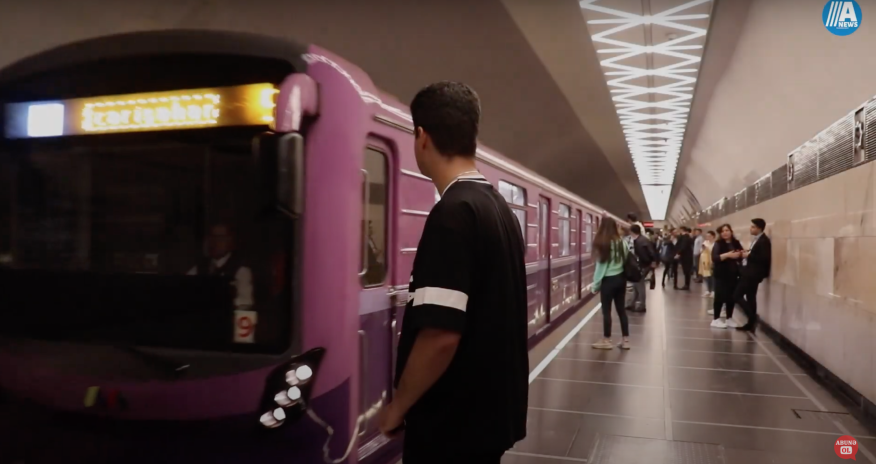 Metroda yaşlılara oturmaq üçün niyə yer verilir? - VİDEO