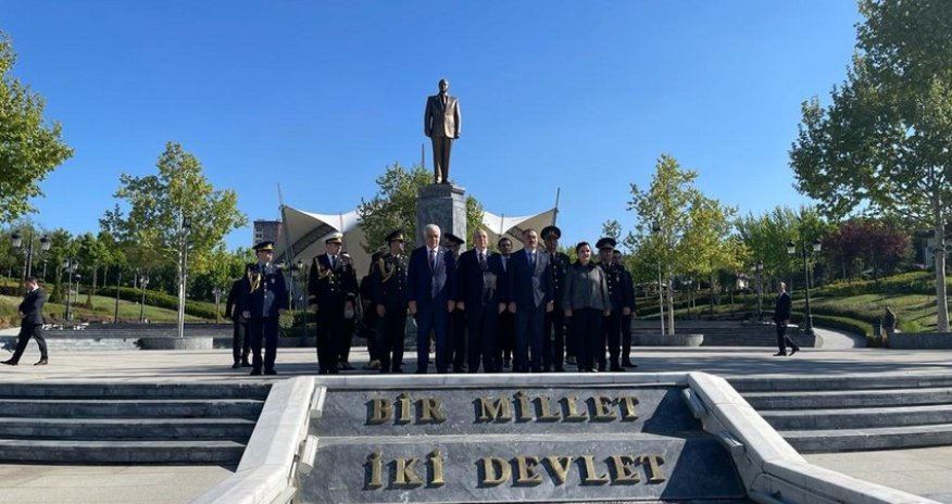 Ankarada Heydər Əliyevin xatirəsi anılıb