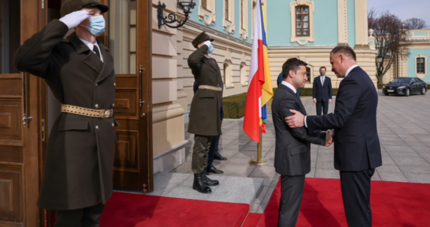 Polşa Prezidenti Ukraynaya səfər edib