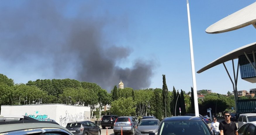 Tbilisidə güclü yanğın başlayıb