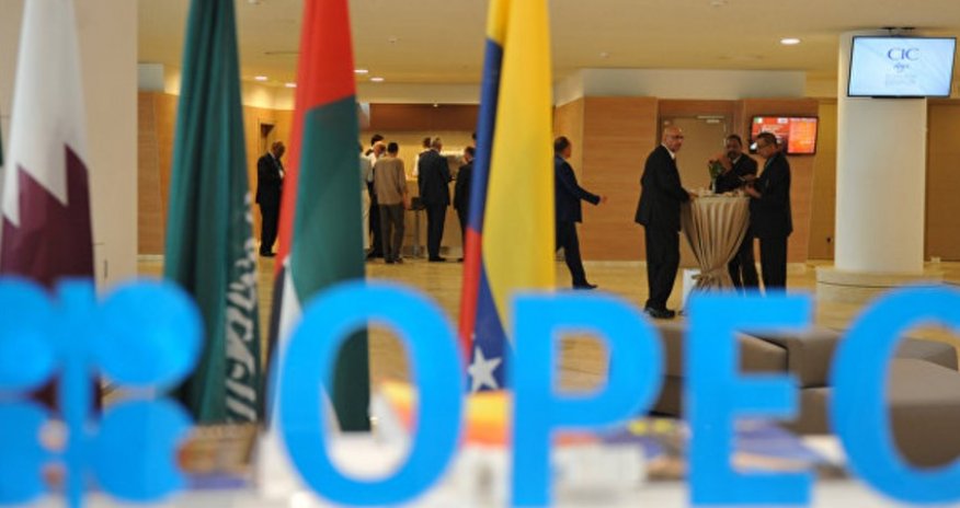 Нефть подорожала на сомнениях вокруг сделки ОПЕК+