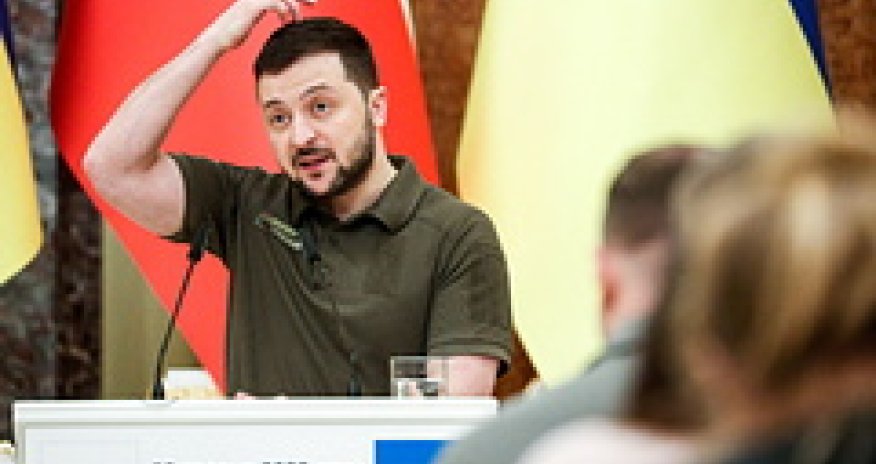 Ukrayna prezidenti Zelenski Putinlə sülh danışıqlarına hazır olduğunu açıqlayıb