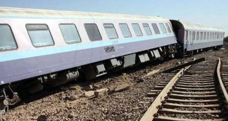 İranda qatar reysdən çıxdı - Ölənlər və yaralılar var