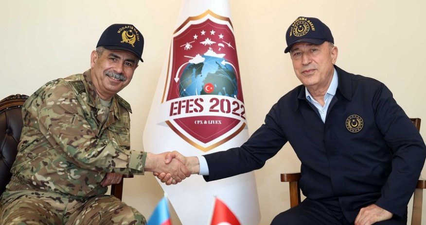 Azərbaycan və Türkiyə müdafiə nazirləri görüşüb