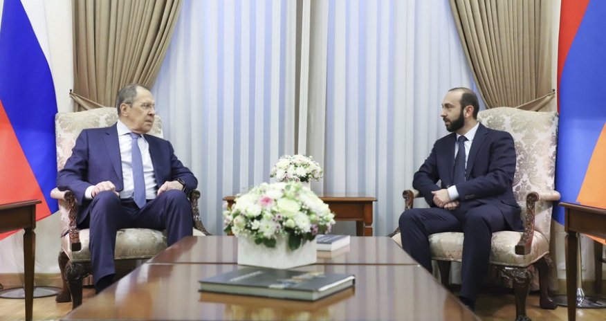 Rusiya və Ermənistan XİN başçıları görüşüblər