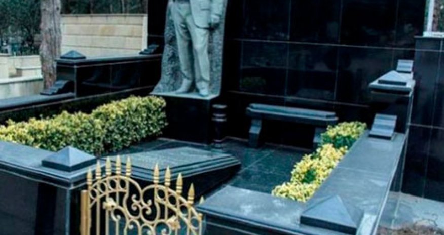 Azərbaycanda biznesə çevrilən qəbir daşları
