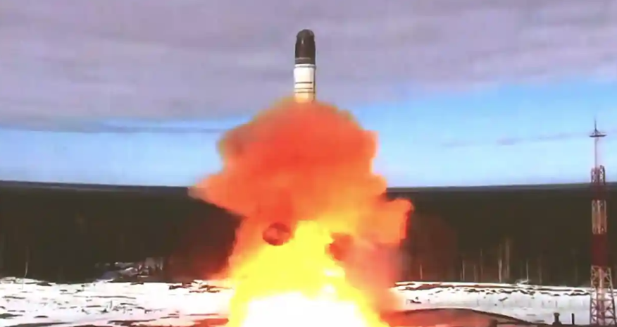 Dünyada nüvə silahlanmasının yeni mərhələsi başlayır - HESABAT