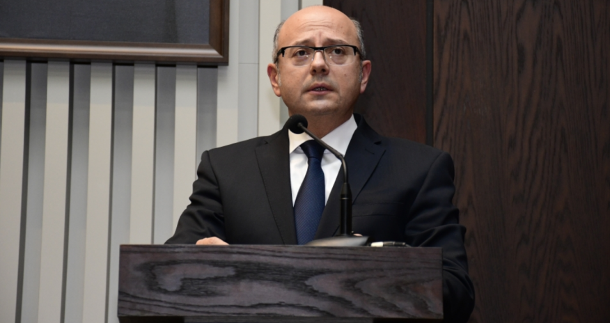 Pərviz Şahbazov investorlar üçün lazım olan şərtləri açıqlayıb