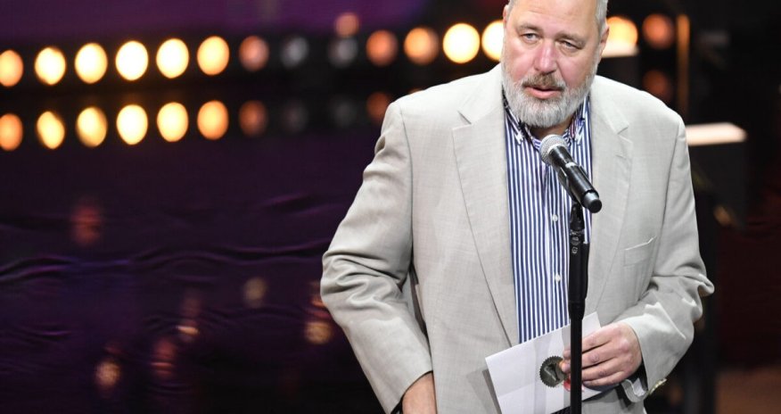 Bu jurnalist Nobel mükafatını 103,5 milyon dollara satıb