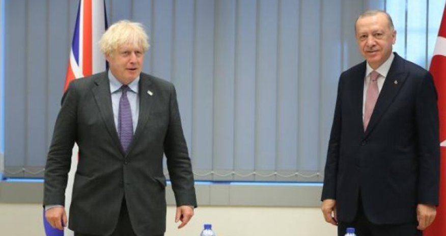 Ərdoğan Consonla Ukraynanı müzakirə etdi