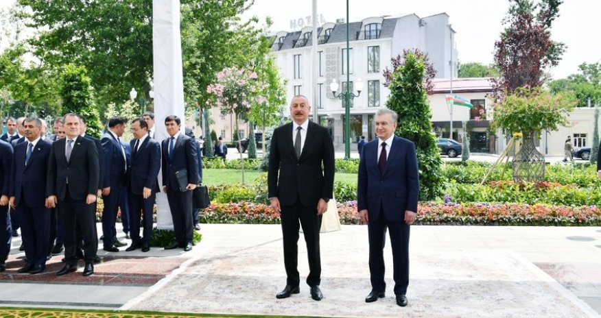 Prezident İlham Əliyev Xivədə “Nurullaboy” saray kompleksi ilə tanış olub