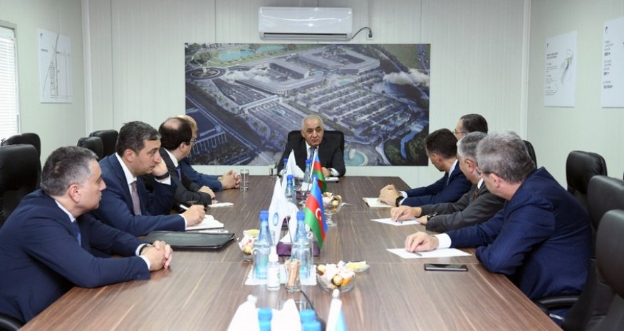 Baş nazir Ələt Azad İqtisadi Zonası ilə bağlı tapşırıqlar verib