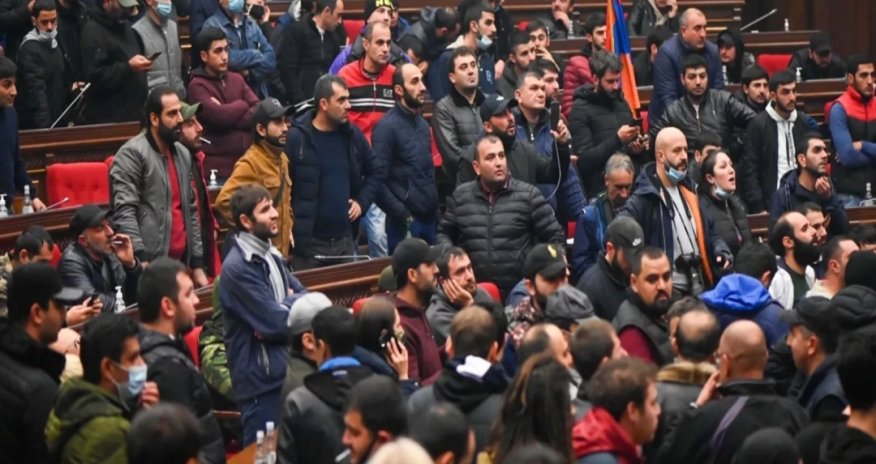 Ermənistanda 10 noyabr iğtişaşları ilə bağlı 25 nəfər təqsirləndirilir