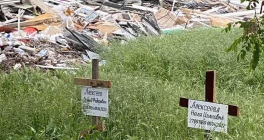 Kütləvi məzarlıq aşkarlandı - Ukraynadan görüntülər