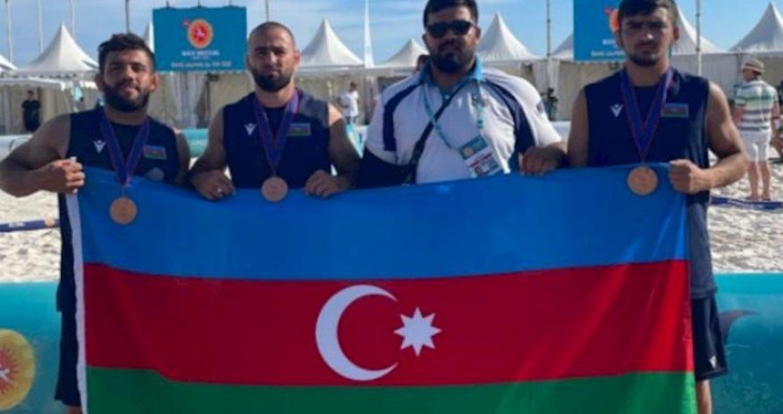 Azərbaycan güləşçiləri Fransada 3 medal qazandılar