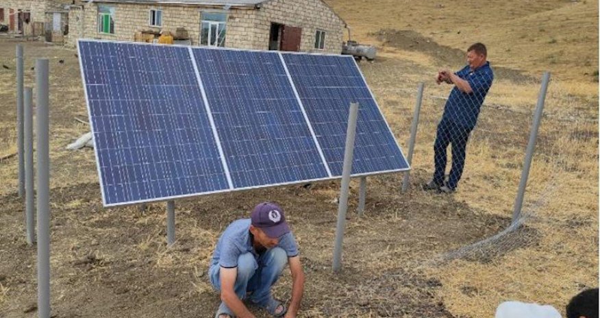 Evdə günəş paneli quraşdırmaq neçəyə başa gəlir? - VİDEO