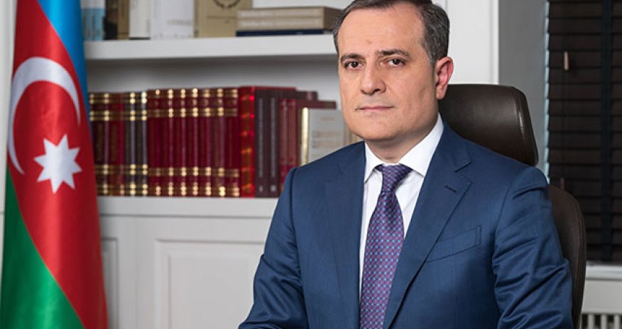 Ceyhun Bayramov özbəkistanlı həmkarı ilə danışdı