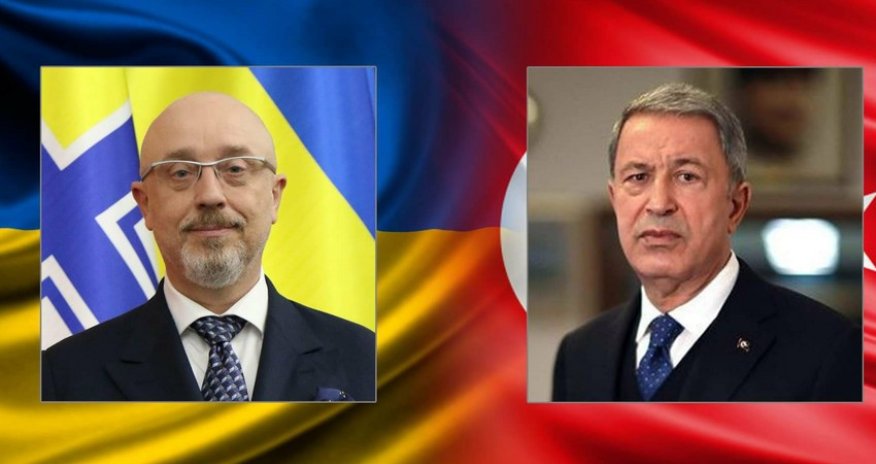 Türkiyə və Ukraynanın müdafiə nazirləri telefonla danışıb