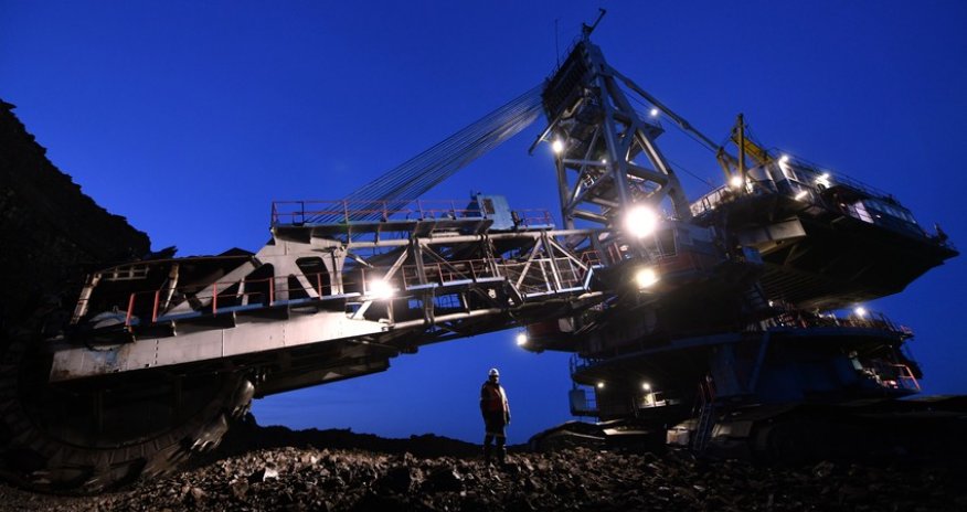 Germany to stop buying Russian coal on August 1, oil on December 31