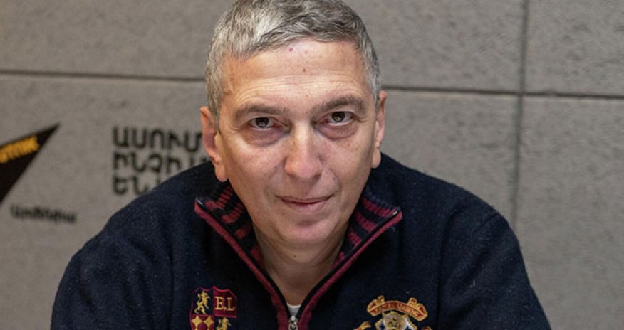 Azərbaycanı təhqir edən prodüser məhkəmə zalında ÖLDÜ - VİDEO