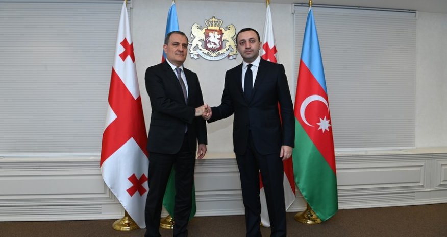 Ceyhun Bayramov Gürcüstanın Baş naziri ilə GÖRÜŞDÜ