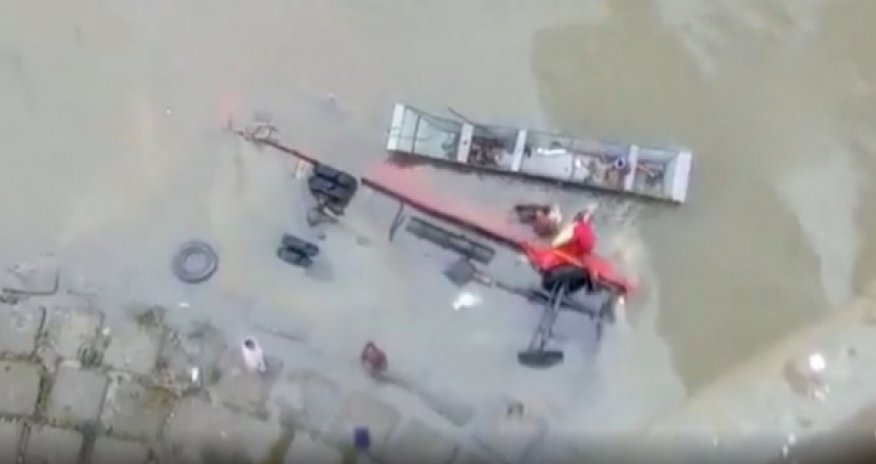 Hindistanda avtobus çaya düşdü - 13 nəfər öldü