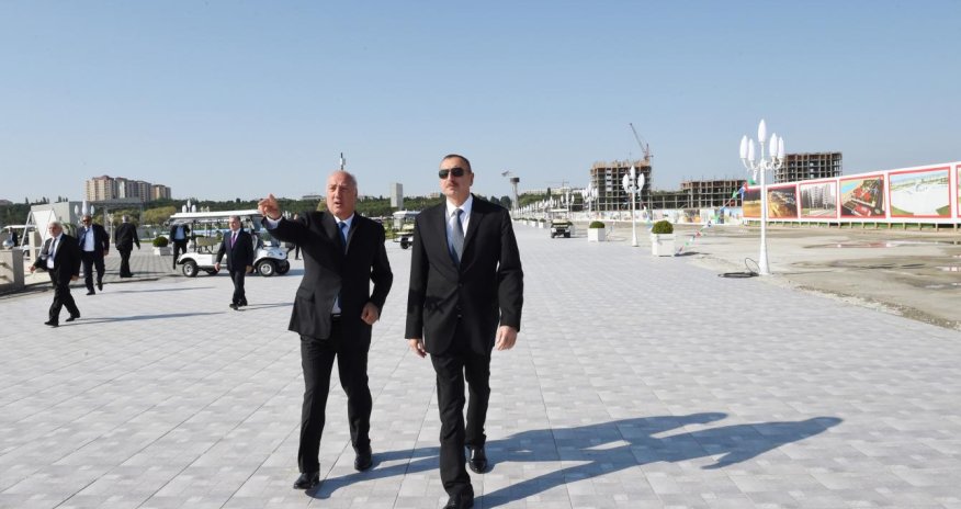 Prezident Sumqayıta getdi