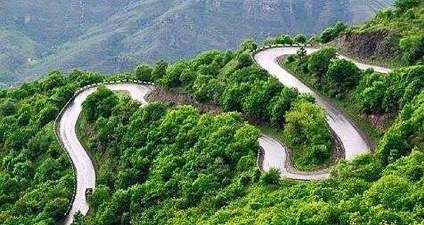 Erməni jurnalist yeni çəkilən Laçın yolundan paylaşım etdi - VİDEO