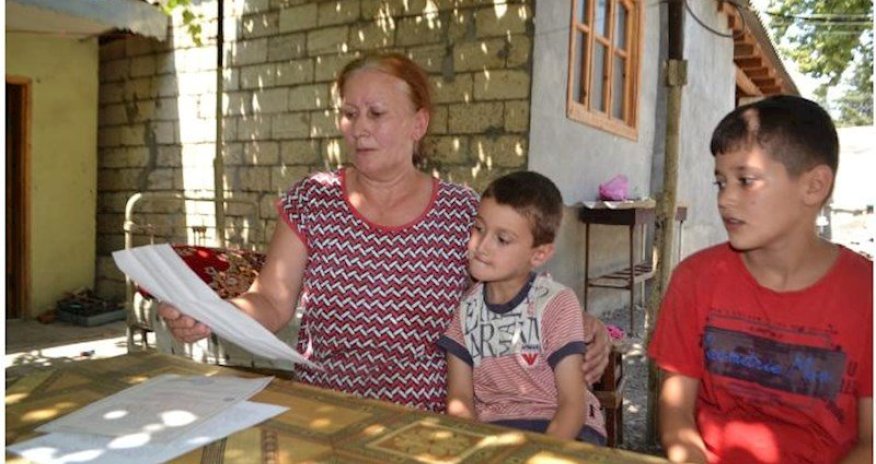 Verilən 3595 manat sosial yardımı geri istəyirlər - VİDEO