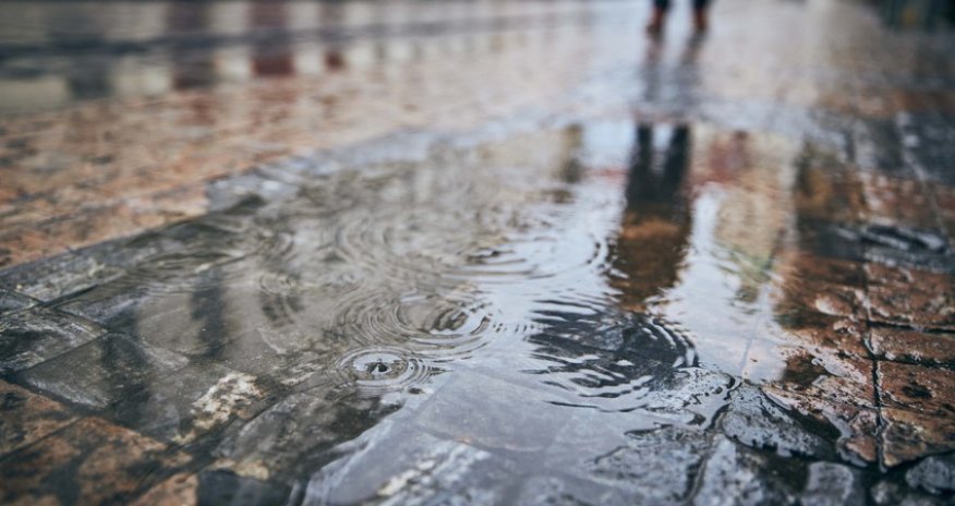 Strong wind expected in Baku, rain in districts – WARNING