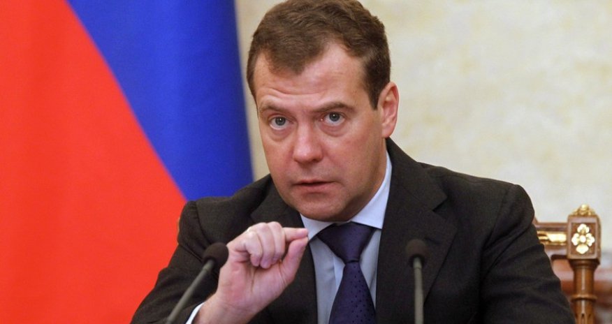 Dmitri Medvedev Estoniyanı təhdid edib