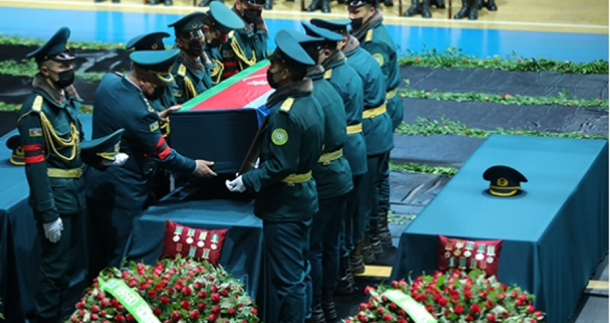 Təltif olunanlar arasında helikopter qəzasının şəhidləri də var