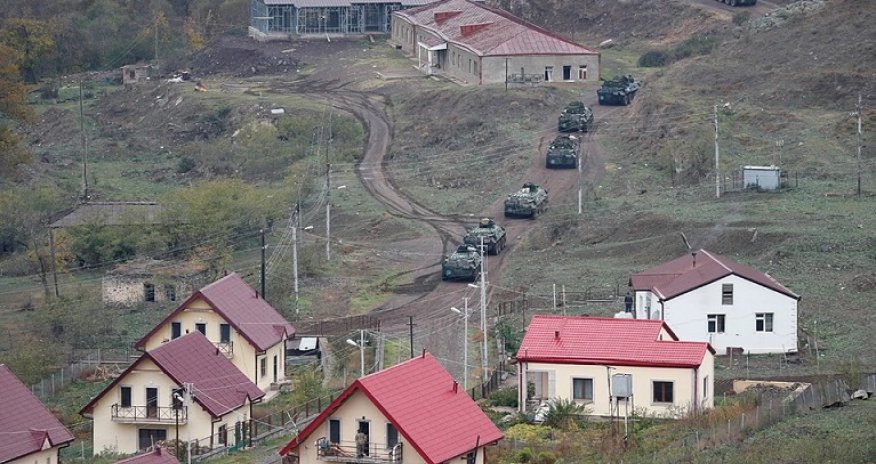 Zabuxdan çıxan daha bir erməni tərk etdiyi evi yandırdı - VİDEO
