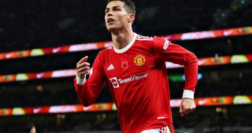 Роналду принял решение остаться в 