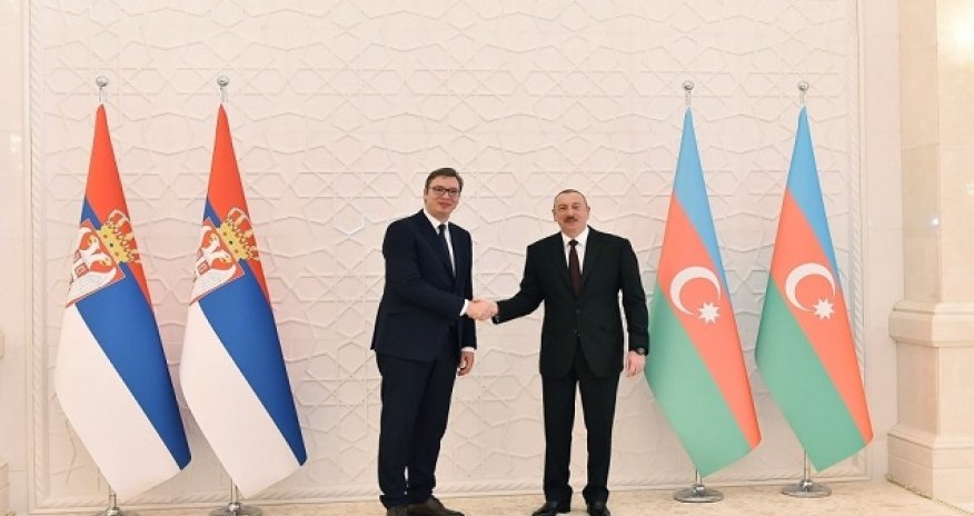 Serbiya Prezidenti İlham Əliyevə zəng etdi
