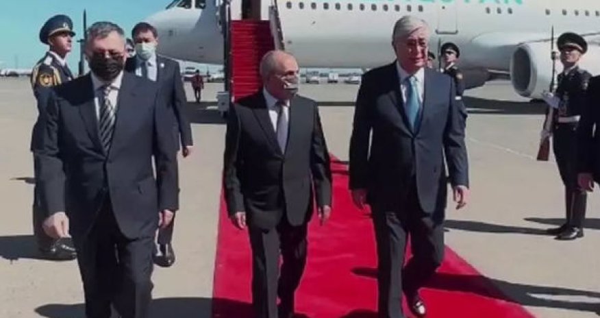 Tokayev Azərbaycana gəldi - Yenilənib