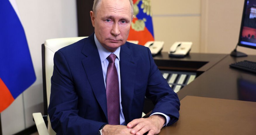 Putin hazırda Vladivostokda Şoyqu və Gerasimovla qapalı görüş keçirir