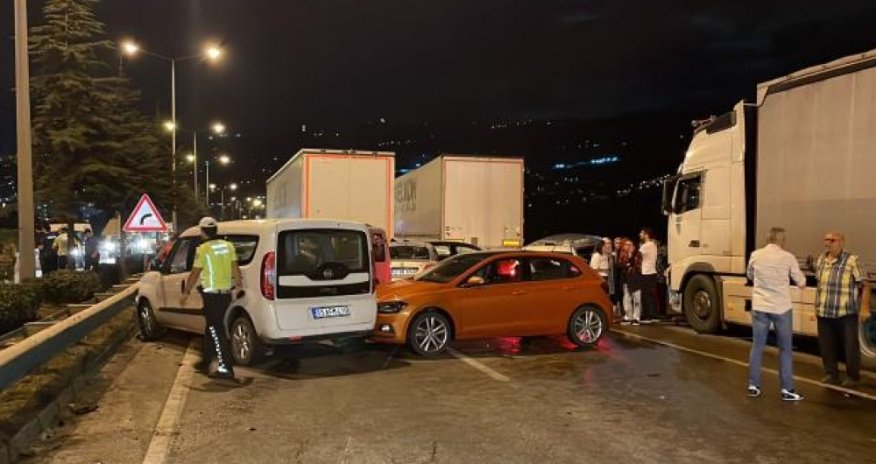 Türkiyədə eyni anda 23 maşın toqquşdu