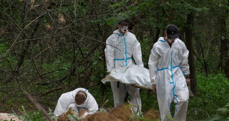 Ukrayna Rusiyadan geri aldığı ərazilərdə itkilərini axtarır