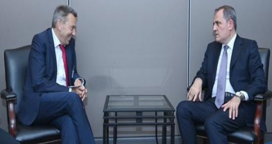 Nazir BQXK Prezidenti ilə görüşdü