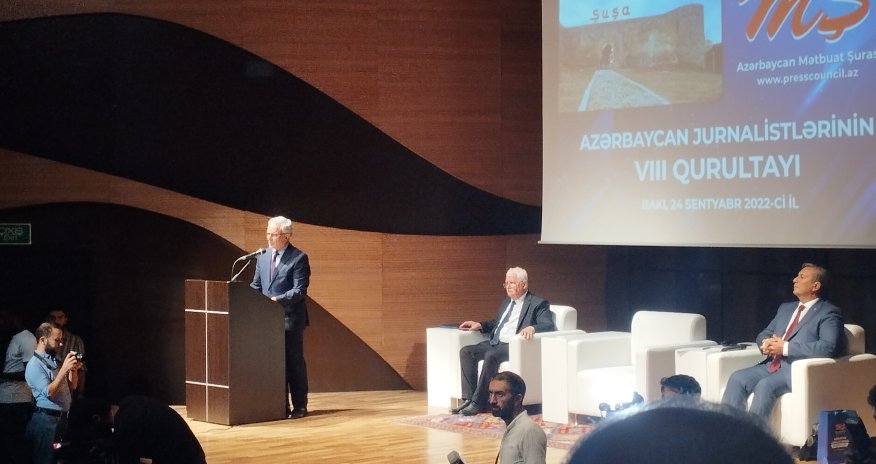 Jurnalistlərin VIII Qurultayının iştirakçıları Prezidentə müraciət edib